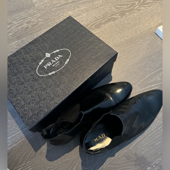 Prada Brushed Leather
Chelsea Boots - Picture 2 of 8